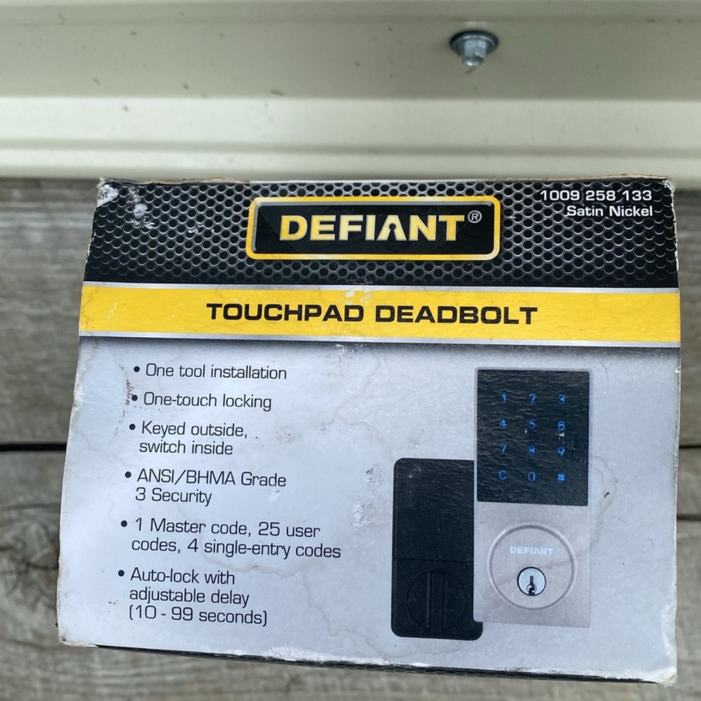 Defiant Slim Satin Nickel Electronic
Touchpad Deadbolt 1009258133 NWOT